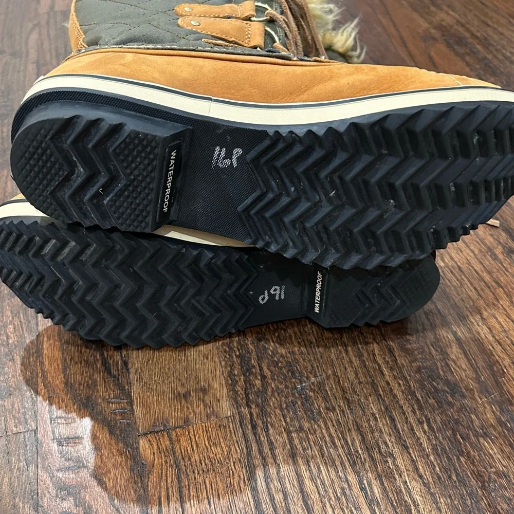 Sorel Tofino Women Sz 9 Lace-Up Boots Winter Camel/Green